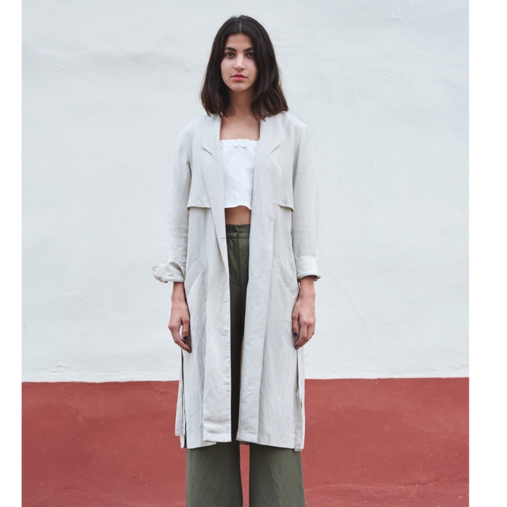 First Rite Trench - White